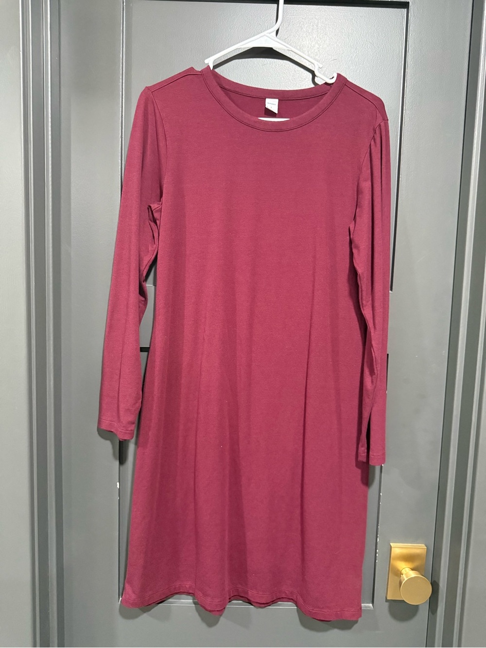 Long Sleeve Crewneck Dress in Maroon